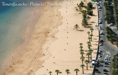großer Parkplatz am Playa las Teresitas